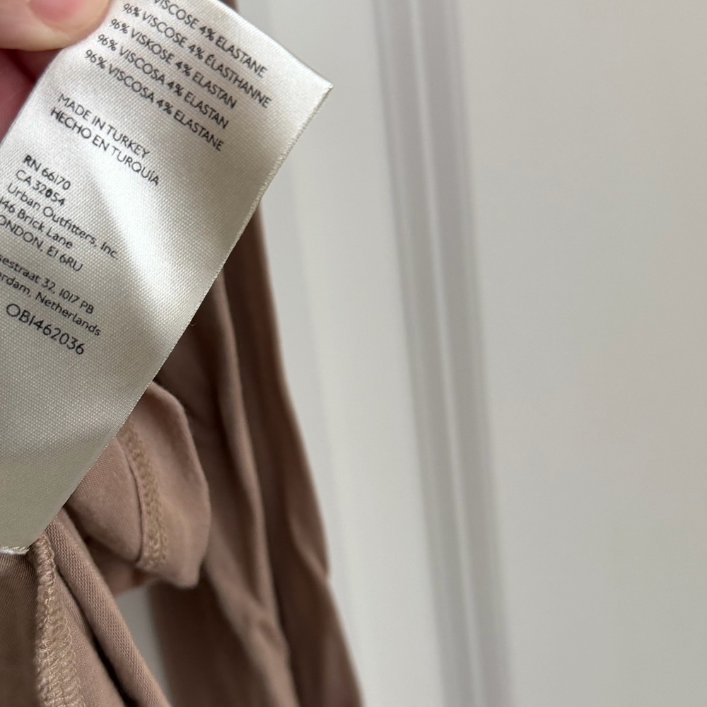 Free People Long Sleeve Vneck Top Large Tan - Picture 6 of 7